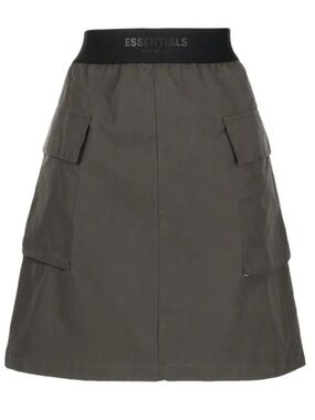 FEAR OF GOD ESSENTIALS
cargo mini skirt , sz : small